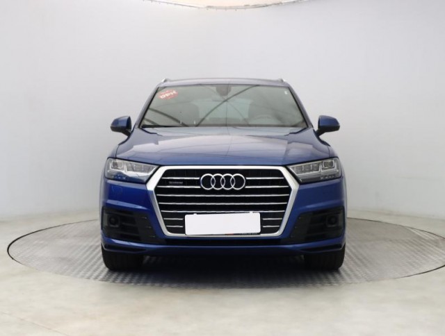Audi Q7  3.0 TDI S-Line