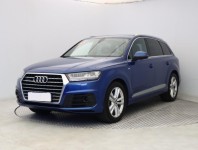 Audi Q7  3.0 TDI S-Line