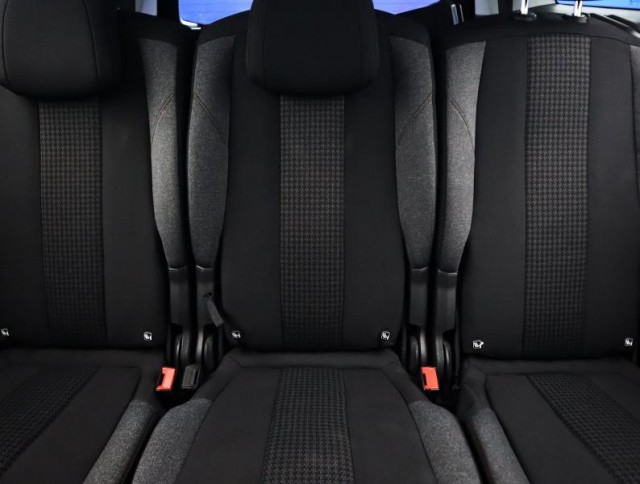 Peugeot 5008  PureTech 130 Active