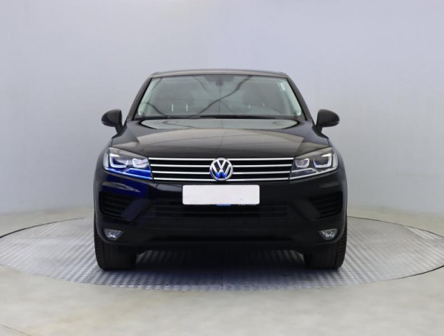 Volkswagen Touareg  3.0 TDI Business