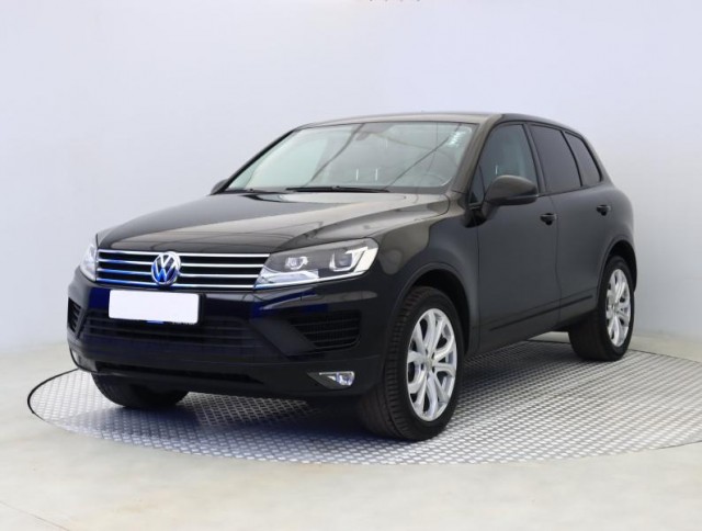 Volkswagen Touareg  3.0 TDI Business
