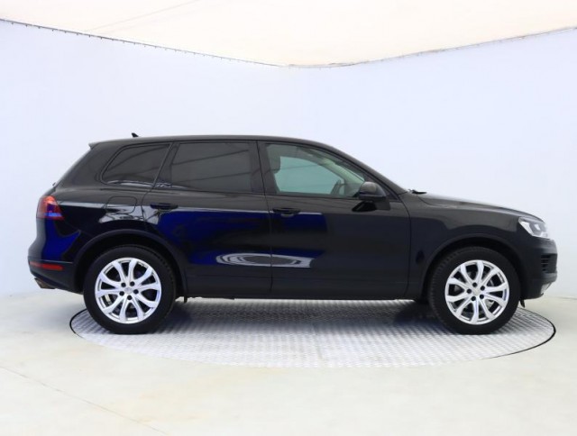 Volkswagen Touareg  3.0 TDI Business