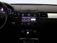 Volkswagen Touareg  3.0 TDI Business