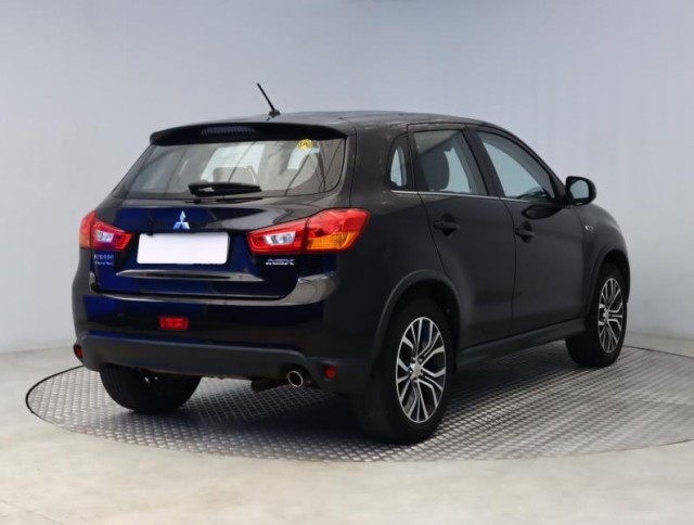Mitsubishi ASX  1.6 MIVEC 
