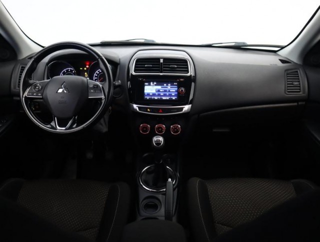 Mitsubishi ASX  1.6 MIVEC 