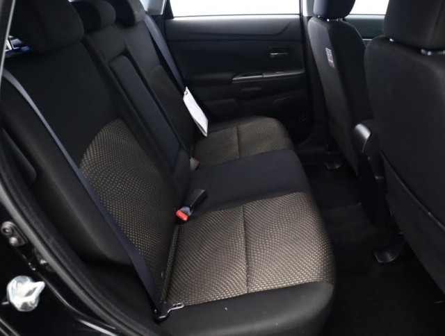 Mitsubishi ASX  1.6 MIVEC 