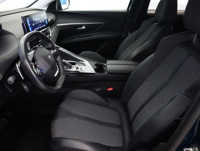 Peugeot 3008  1.2 PureTech Allure
