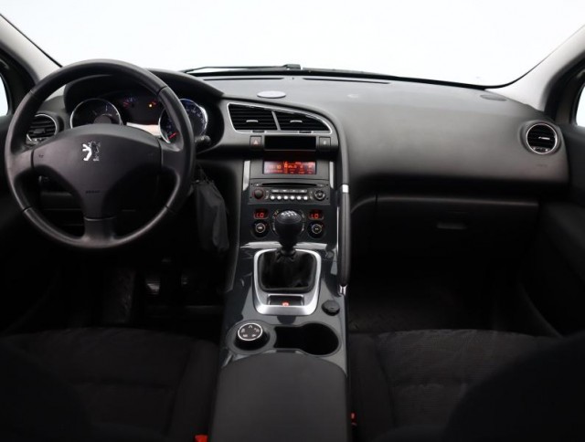 Peugeot 3008  1.6 HDi 