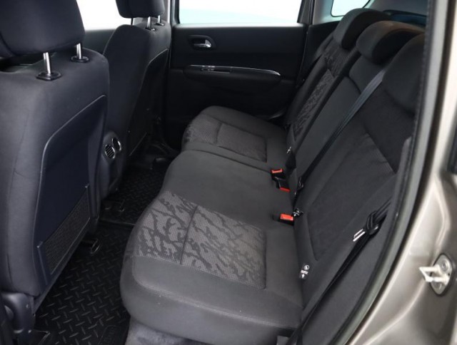 Peugeot 3008  1.6 HDi 