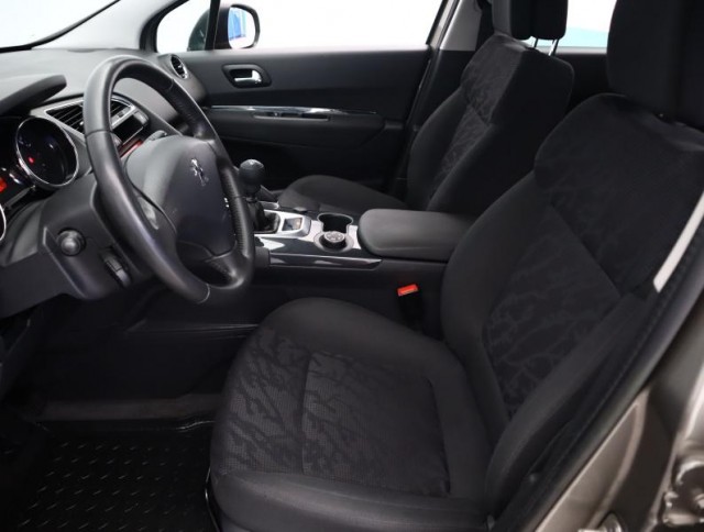 Peugeot 3008  1.6 HDi 