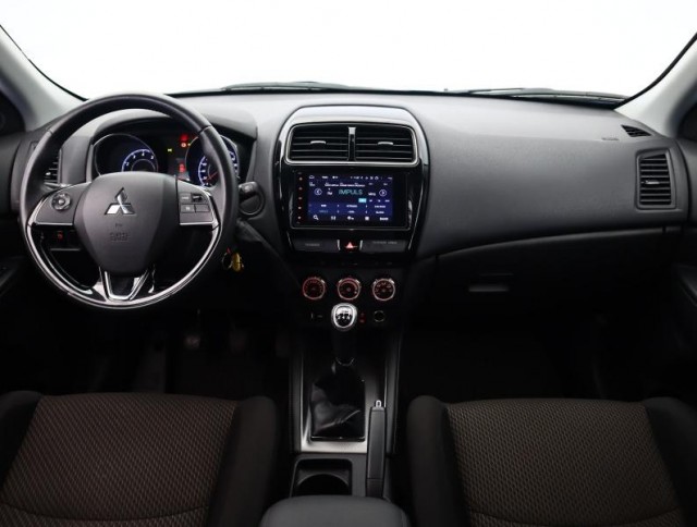 Mitsubishi ASX  1.6 MIVEC Invite