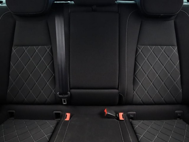 Škoda Karoq  1.5 TSI Sportline
