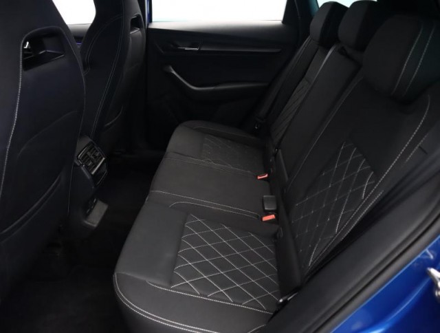 Škoda Karoq  1.5 TSI Sportline