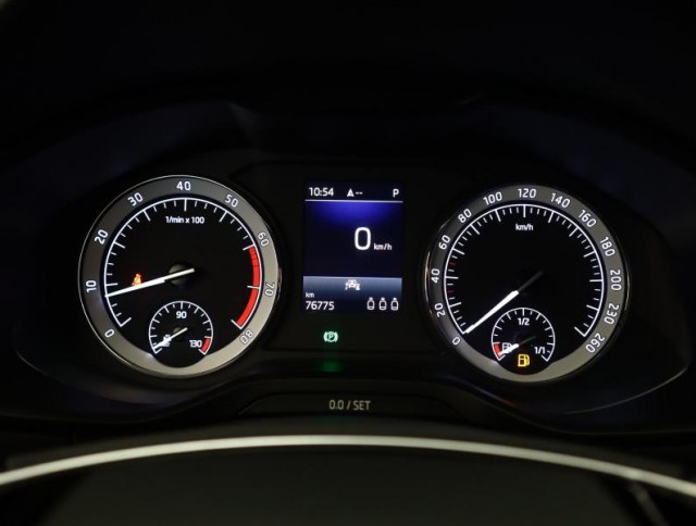 Škoda Karoq  1.5 TSI Sportline