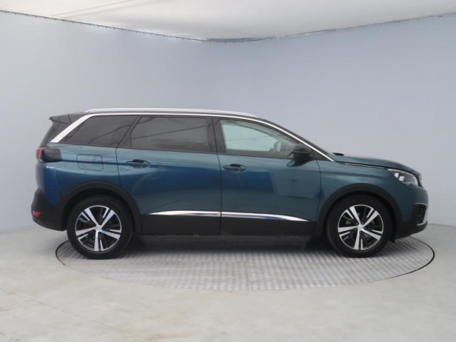 Peugeot 5008  PureTech 130 Allure