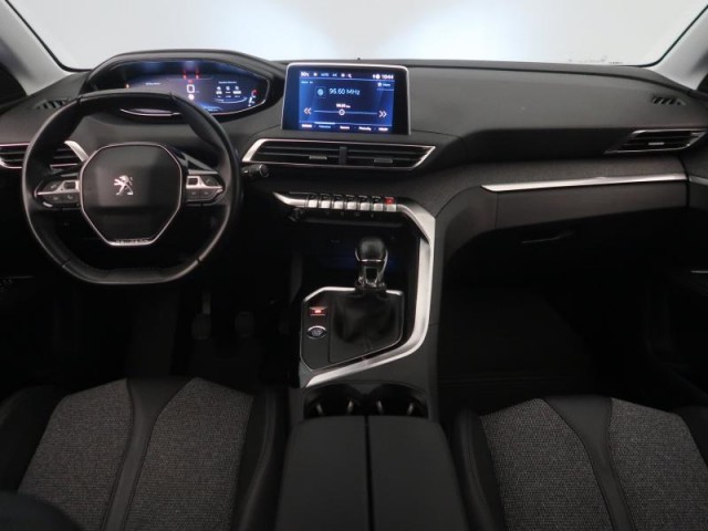 Peugeot 5008  PureTech 130 Allure