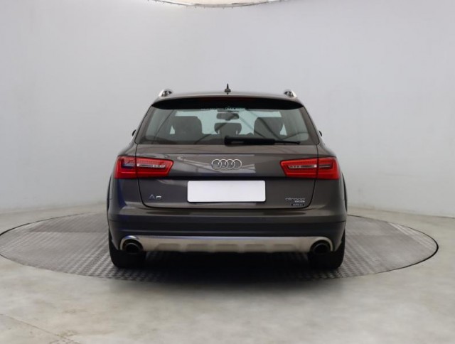 Audi A6 Allroad  3.0 TDI 