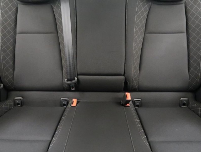 Škoda Karoq  1.5 TSI 