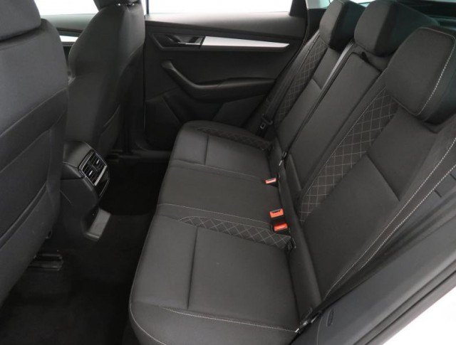 Škoda Karoq  1.5 TSI 