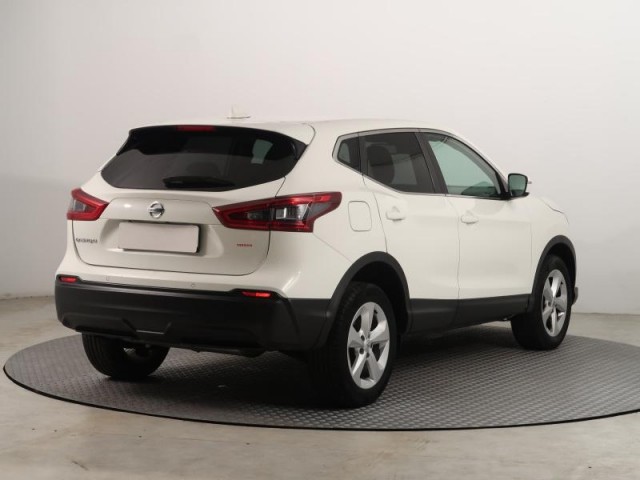 Nissan Qashqai  1.2 DIG-T 