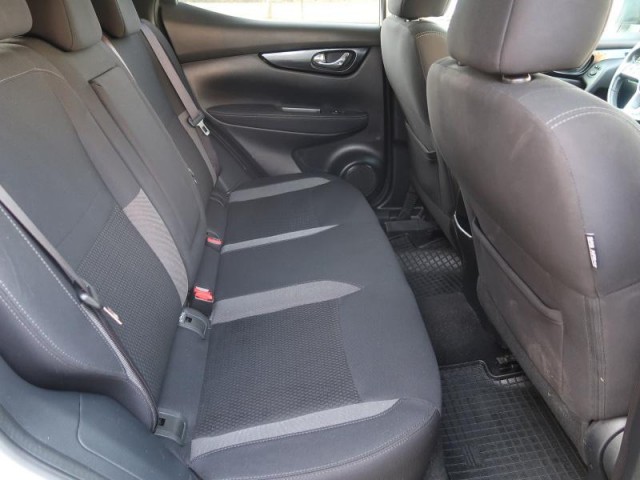 Nissan Qashqai  1.2 DIG-T 