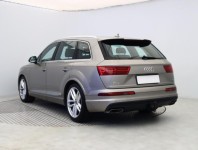 Audi Q7  3.0 TDI 
