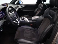 Audi Q7  3.0 TDI 