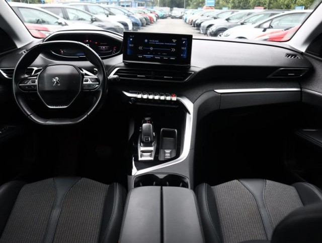 Peugeot 3008  1.2 PureTech 