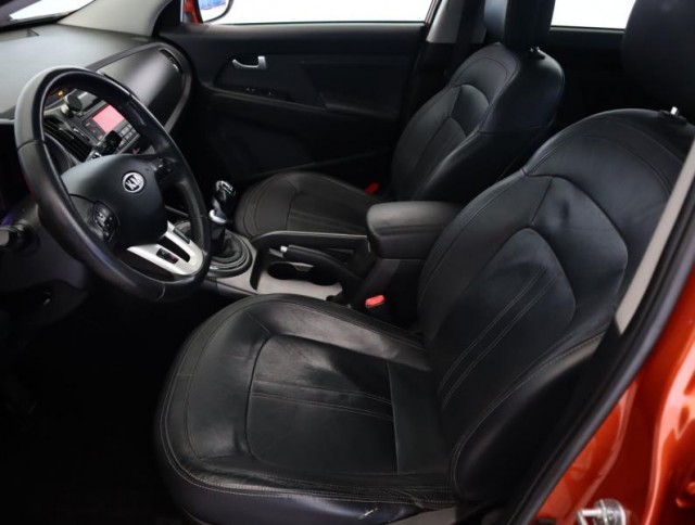 Kia Sportage  2.0 CRDi 