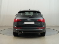 Audi Q5  2.0 TDI S line