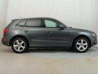 Audi Q5  2.0 TDI S line