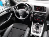 Audi Q5  2.0 TDI S line