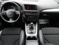 Audi Q5  2.0 TDI S line