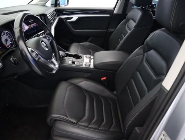 Volkswagen Touareg  3.0 TDI Elegance
