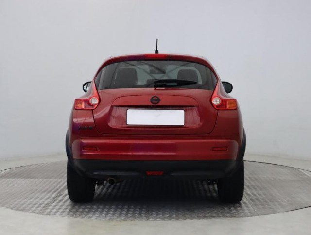 Nissan Juke  1.6 i 