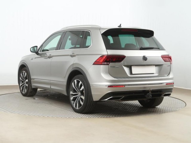 Volkswagen Tiguan  2.0 TSI R-Line