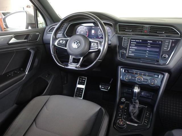 Volkswagen Tiguan  2.0 TSI R-Line