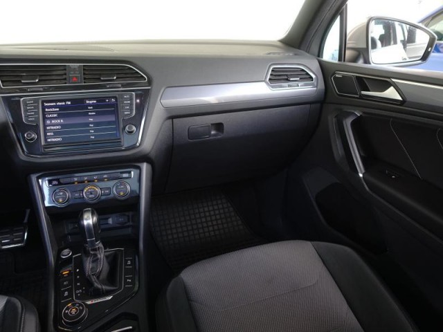 Volkswagen Tiguan  2.0 TSI R-Line