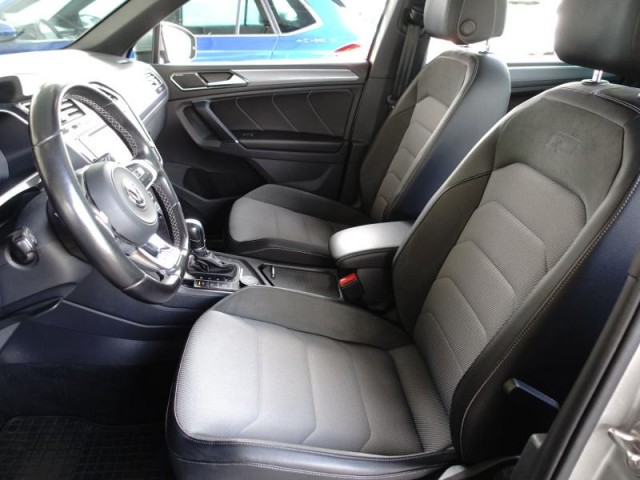 Volkswagen Tiguan  2.0 TSI R-Line