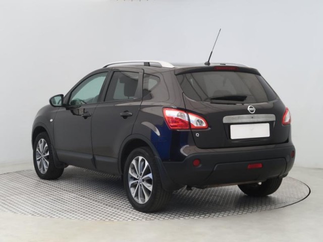 Nissan Qashqai  2.0 