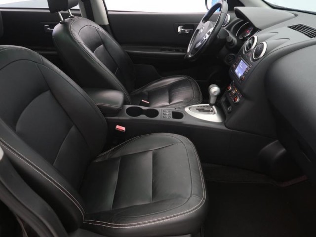Nissan Qashqai  2.0 
