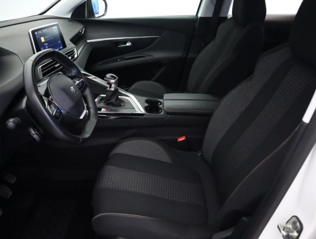 Peugeot 3008  1.2 PureTech Active