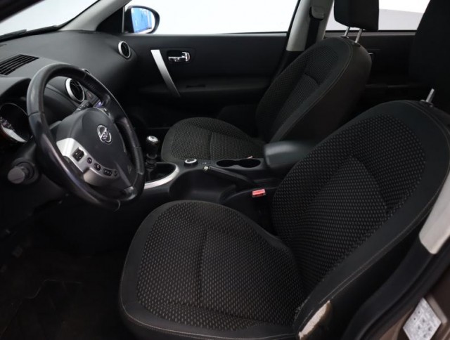 Nissan Qashqai  2.0 dCi 