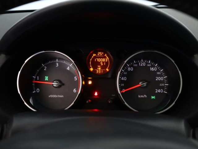 Nissan Qashqai  2.0 dCi 