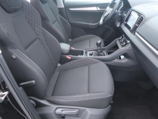 Škoda Karoq  1.0 TSI Ambition