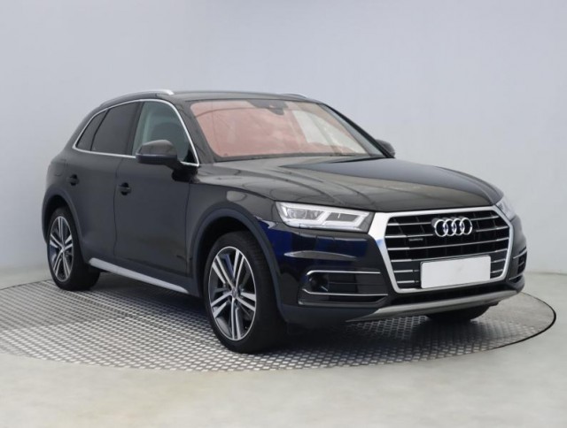 Audi Q5  2.0 TDI 