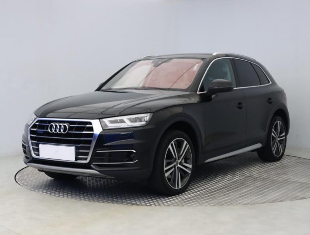 Audi Q5  2.0 TDI 