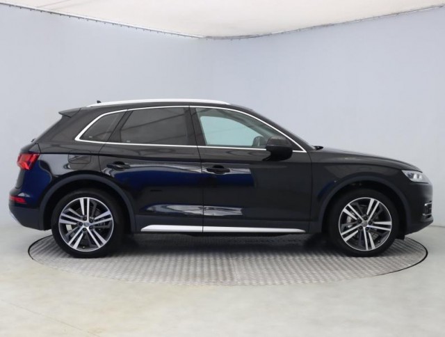 Audi Q5  2.0 TDI 