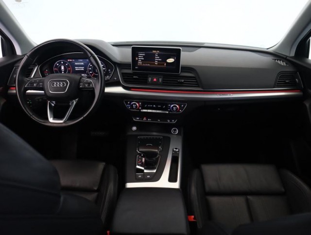 Audi Q5  2.0 TDI 