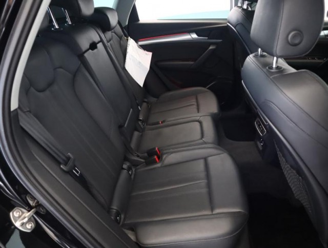 Audi Q5  2.0 TDI 